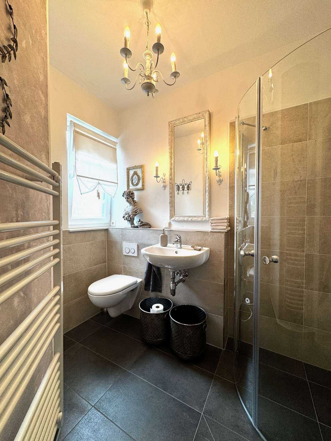 Gäste WC mit Dusche