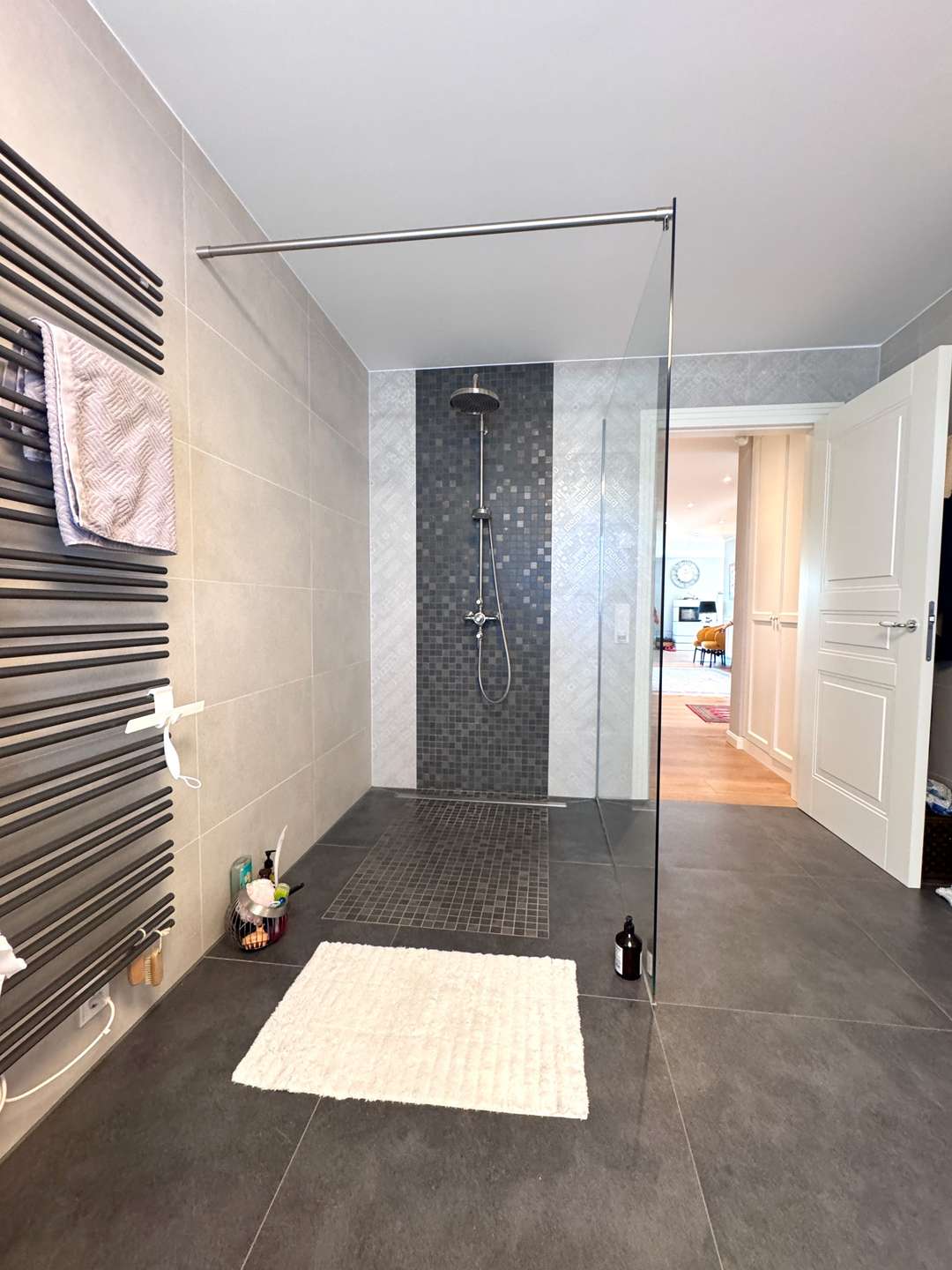 Dusche im Masterbad
