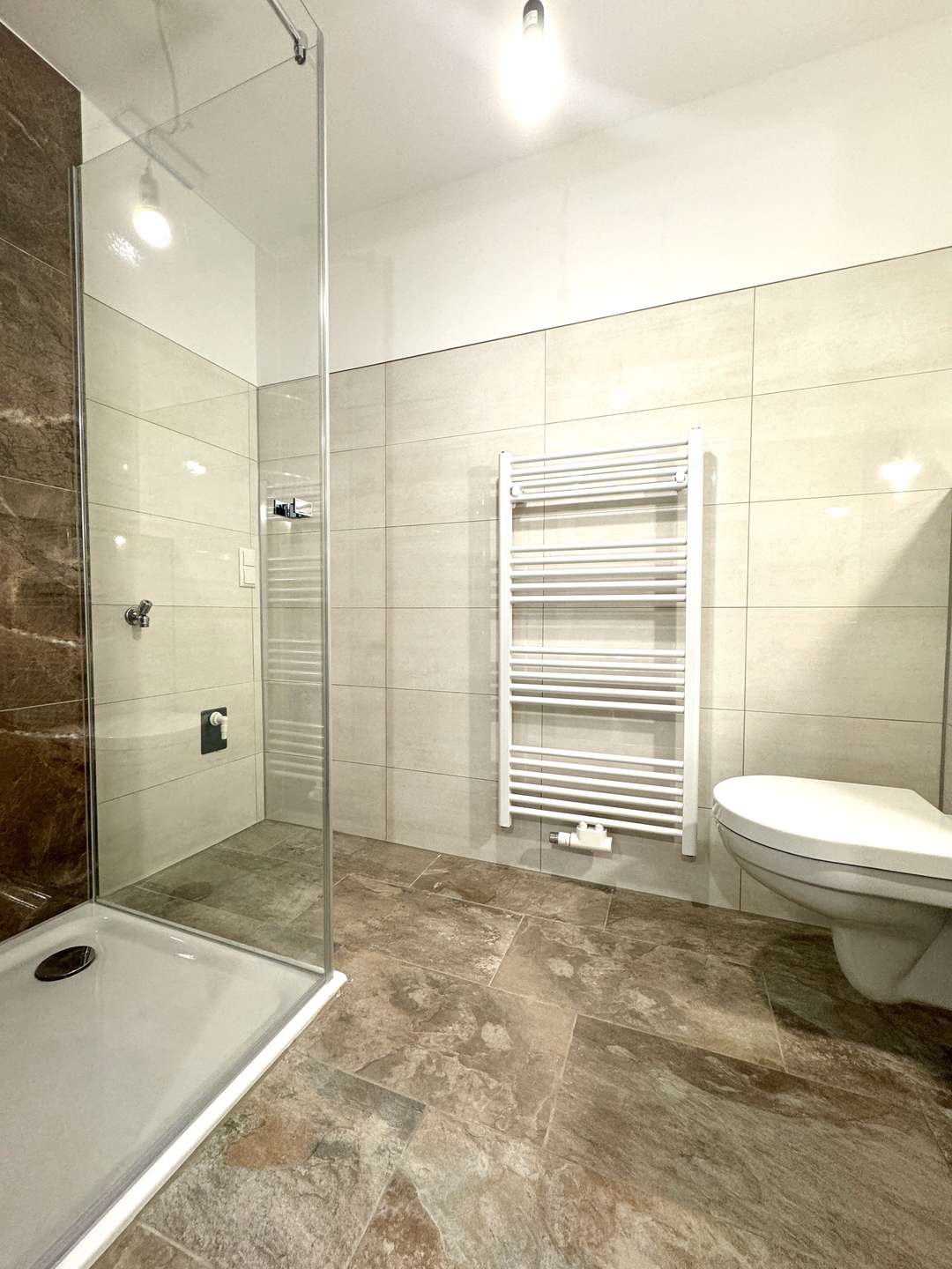 Bad mit Dusche