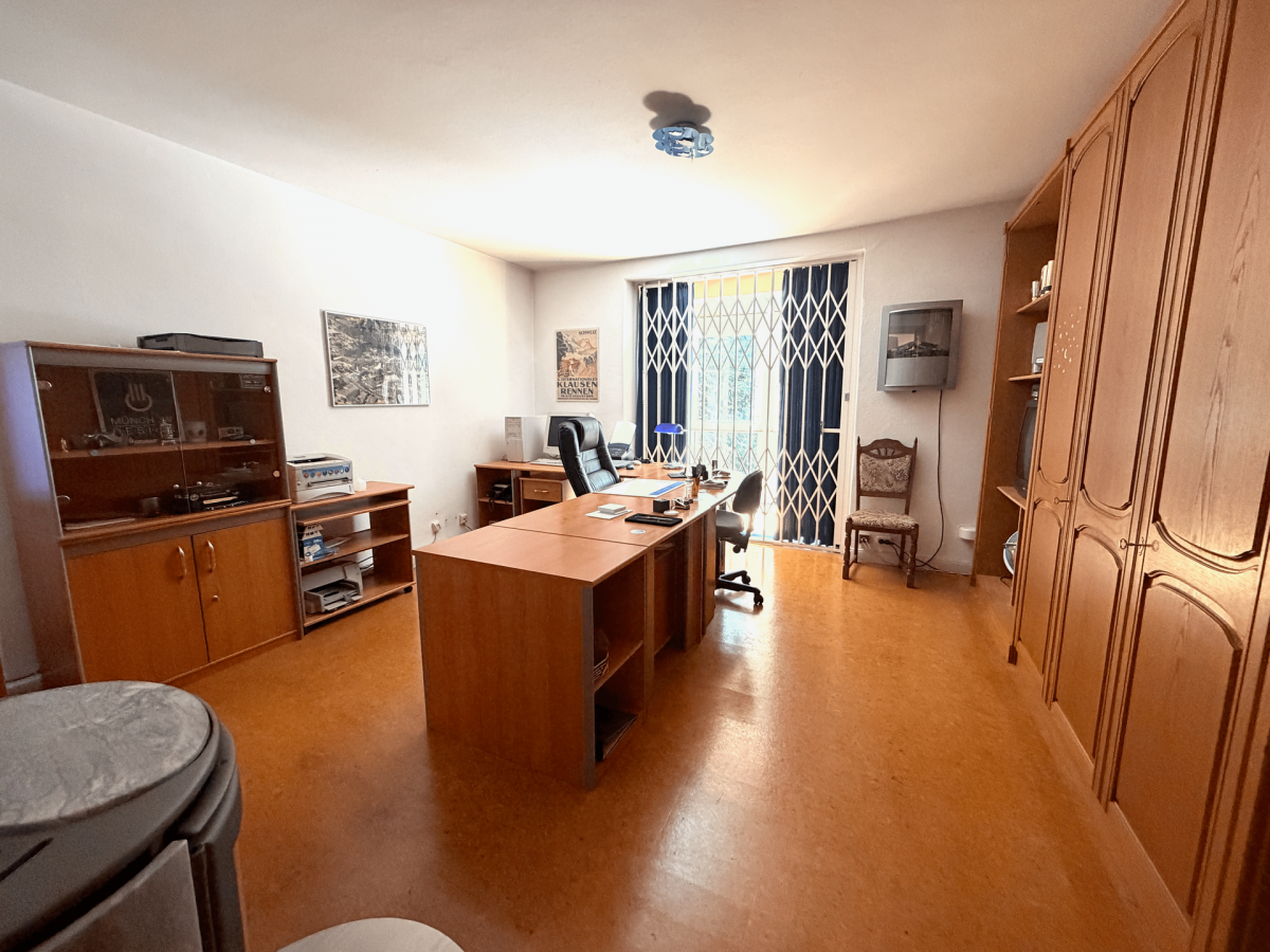 Arbeitszimmer
