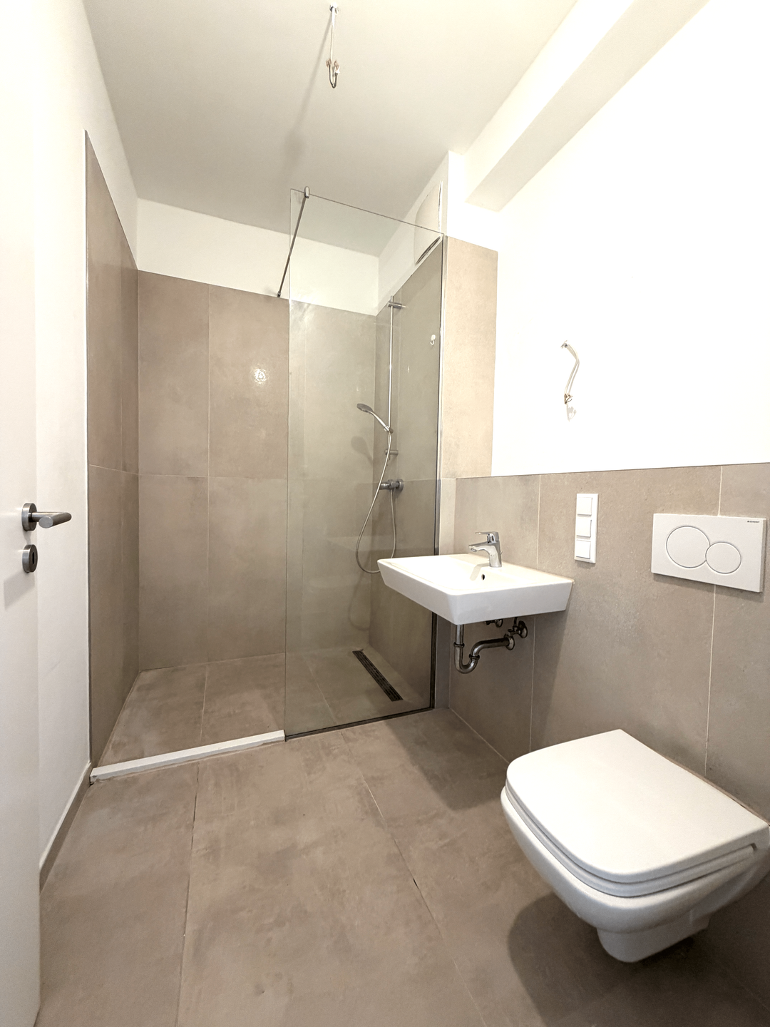 modernes Duschbad